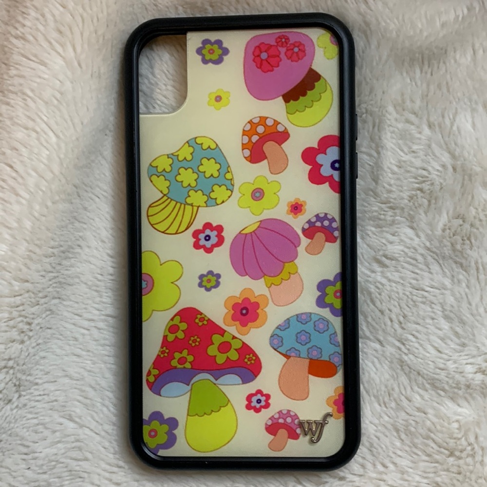 Wildflower “Groovy Shrooms” XR Case